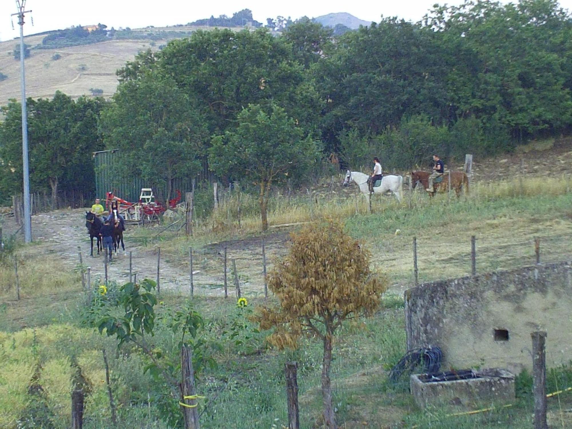 Agriturismo San Pietro Gangi Εξωτερικό φωτογραφία