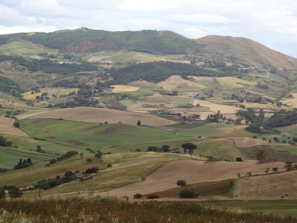 Agriturismo San Pietro Gangi Εξωτερικό φωτογραφία