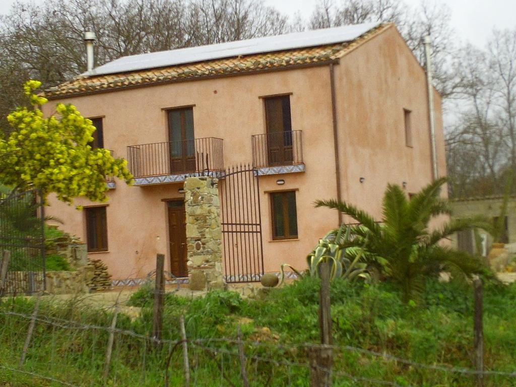 Agriturismo San Pietro Gangi Εξωτερικό φωτογραφία
